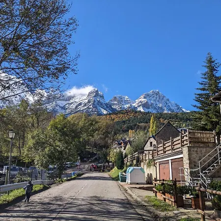 Nornore: Casa Especial En La Montana Tatil Evi *