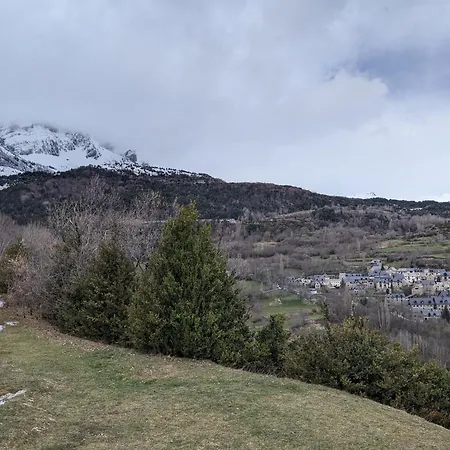 Ferienhaus Nornore: Casa Especial En La Montana *