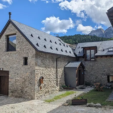 Nornore: Casa Especial En La Montana Ferienhaus