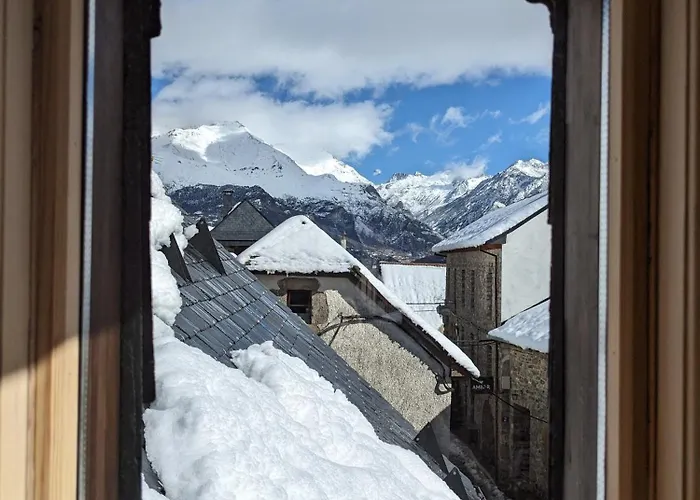 Сasa de vacaciones Nornore: Casa Especial En La Montaña Piedrafita de Jaca