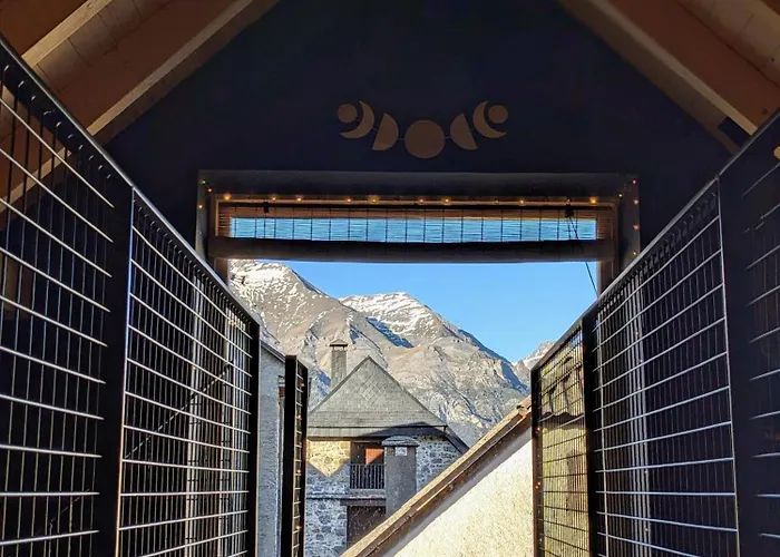 Nornore: Casa Especial En La Montaña Piedrafita de Jaca